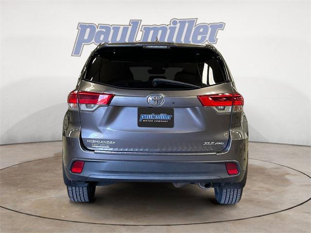 2019 toyota highlander xle