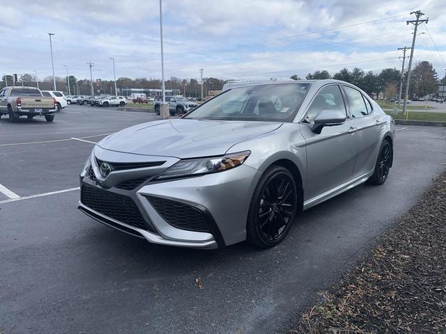 2022 toyota camry xse