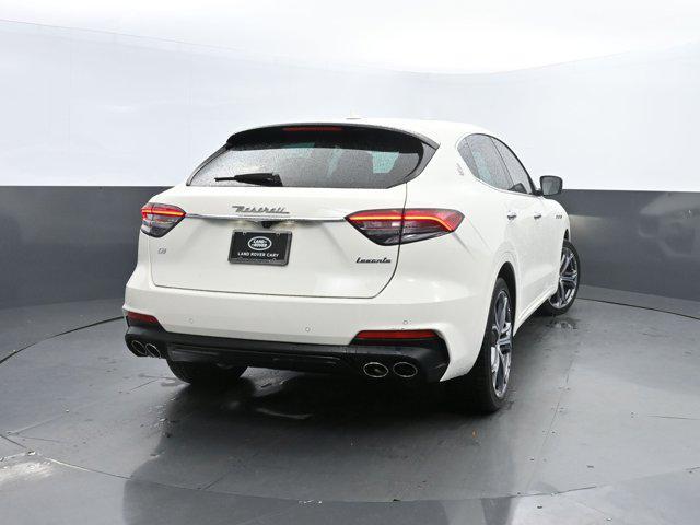 2021 maserati levante base