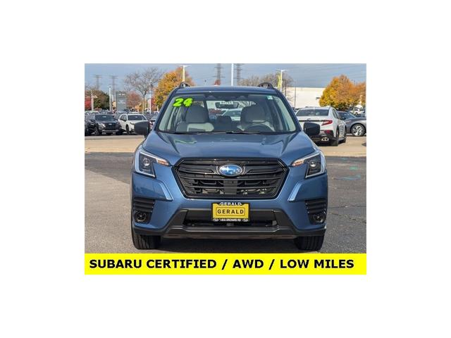 2024 subaru forester base