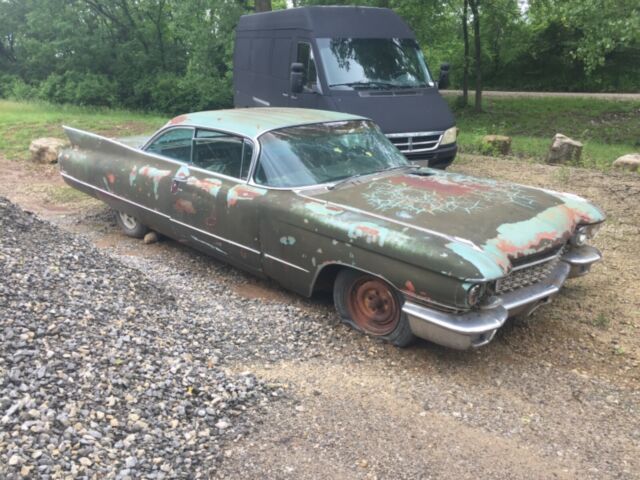 1960 cadillac deville complete,little rust