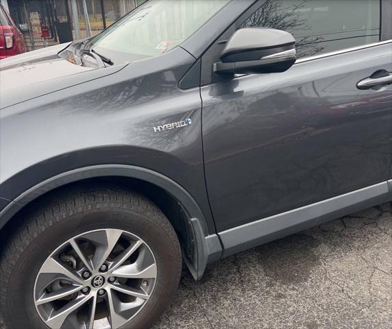 2016 toyota rav4 hybrid xle