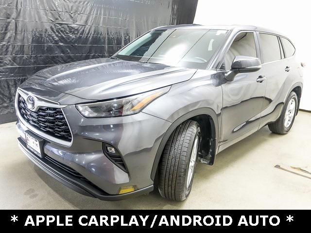 2023 toyota highlander le