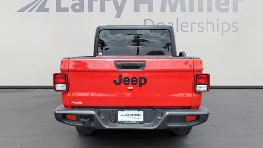 2024 Jeep Gladiator