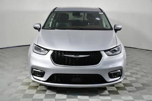 2023 chrysler pacifica hybrid touring l in west palm beach, florida