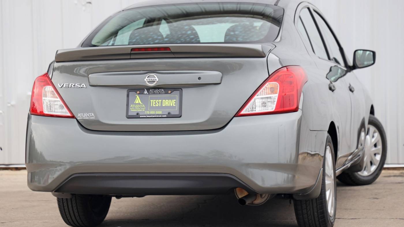 2018 nissan versa s