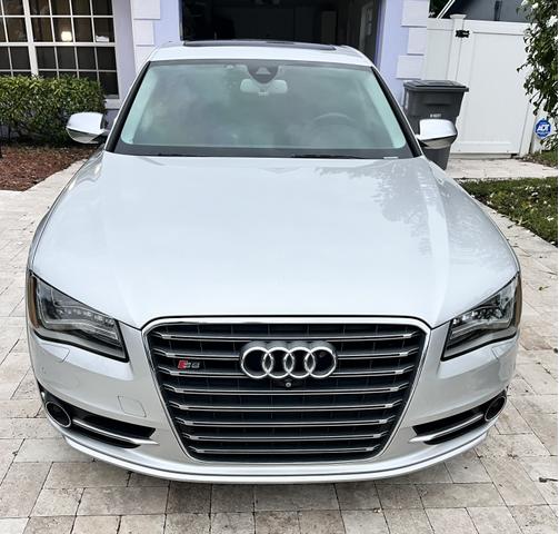 2013 audi s8 4.0t