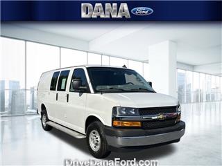 2022 Chevrolet Express 2500