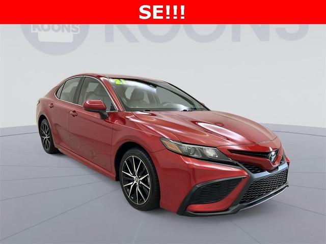 2021 toyota camry se