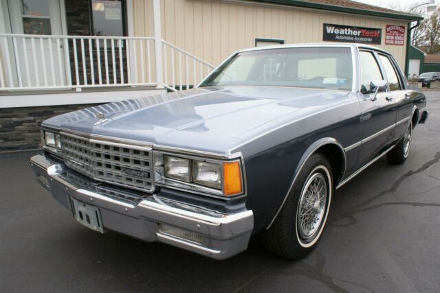 1984 chevrolet impala v8 sedan