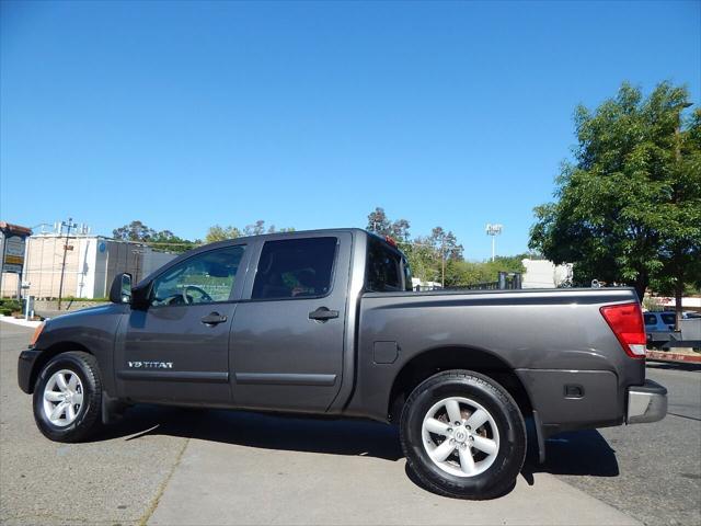 2009 nissan titan se crew cab