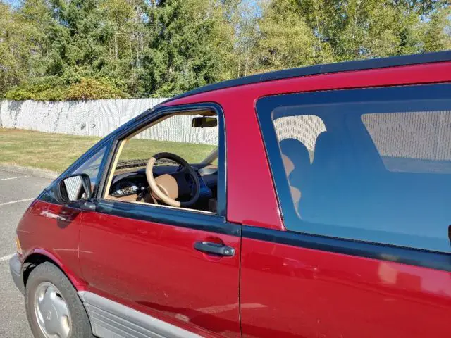1991 toyota previa le 113k 2 sunroofs captain's chairs
