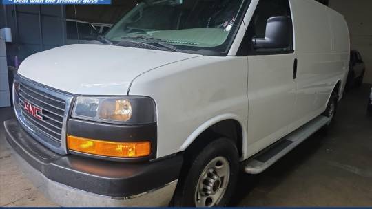 2022 GMC Savana