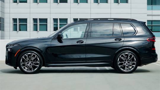 2025 BMW X7