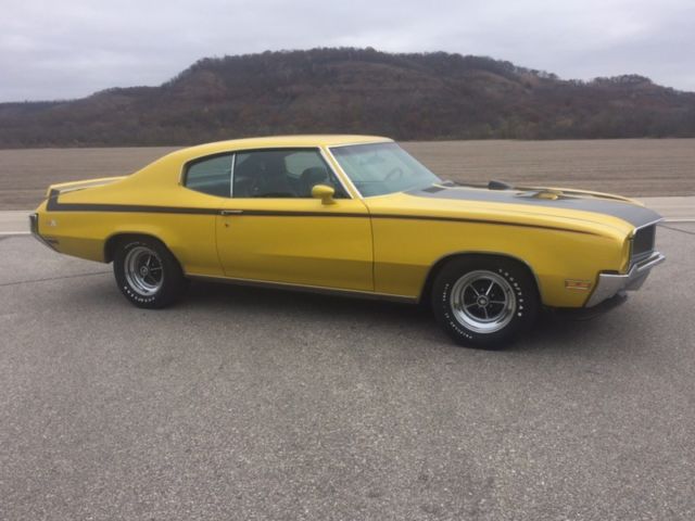 1970 saturn yellow buick gsx stage 1