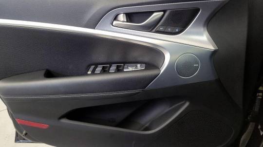 2022 Genesis G70