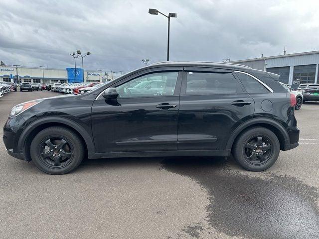2017 kia niro lx in gladstone, oregon