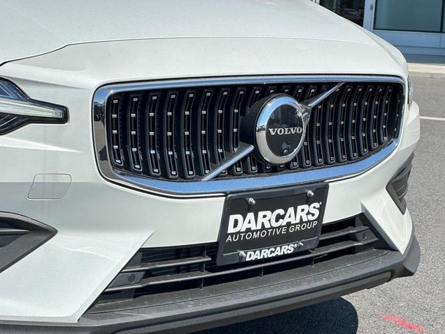 2024 volvo v60 cross country b5 plus