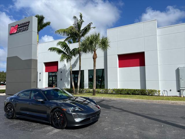 2022 porsche taycan gts