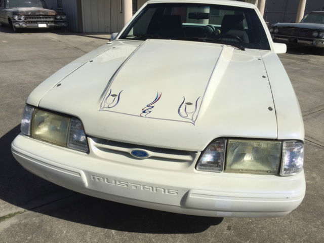 1988 ford mustang hatchback-fox body-306 sbf, 4:10 posi, c4 tranny, flowmasters!