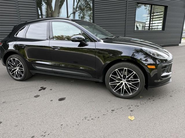 2024 porsche macan base