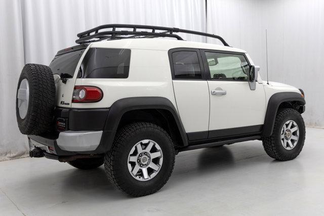2014 toyota fj cruiser base
