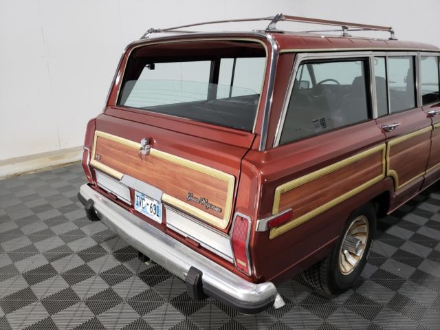 1987 grand wagoneer w/139k on the dial