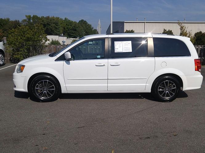 used 2017 dodge grand caravan sxt greenville, sc 29607 for sale in greenville, south carolina