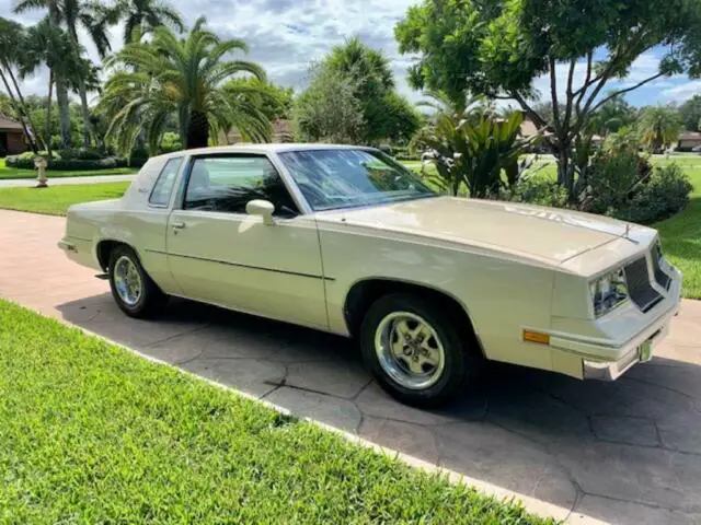 beige oldsmobile cutlass supreme with 31080 miles available now!