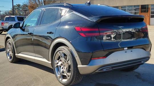 2024 Genesis GV60