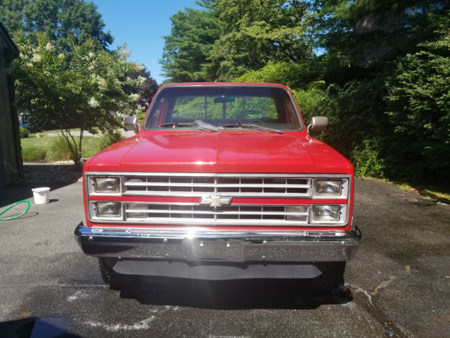 1987 chevy truck - new engine! new gas tanks! new tires! new brakes!