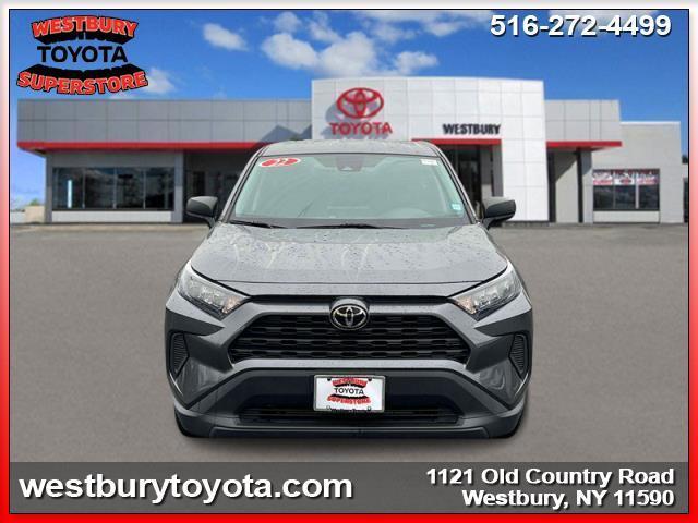 2022 toyota rav4 le
