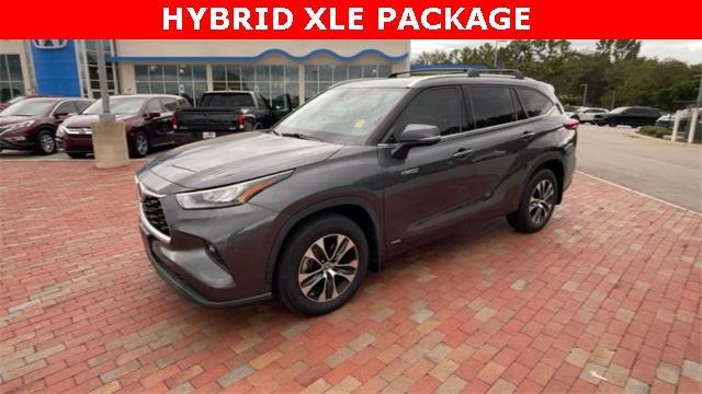2020 toyota highlander hybrid xle
