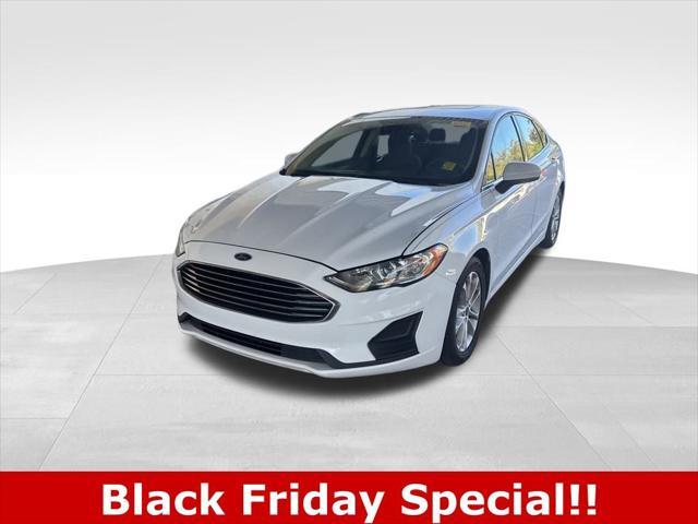 2020 ford fusion se