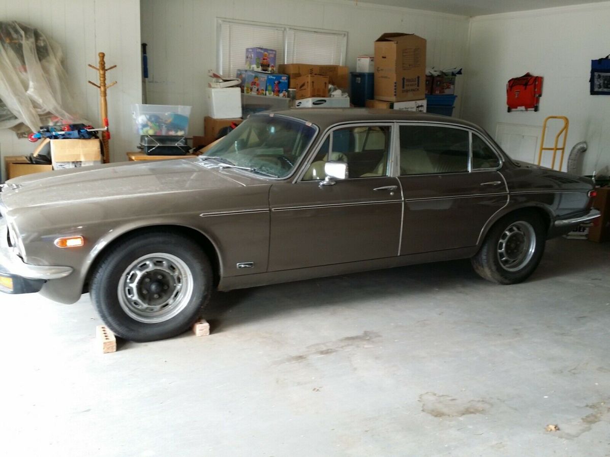 1976 jaguar xj6l sedan brown rwd automatic