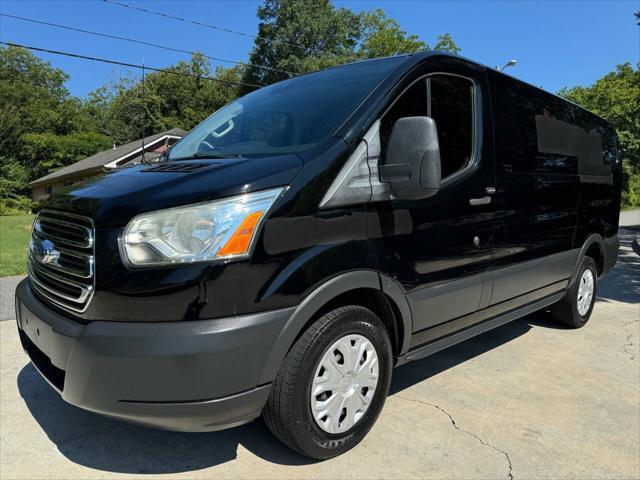 2016 ford transit-150 base