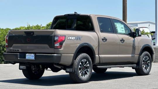 2024 Nissan Titan