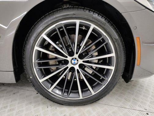 2021 bmw 530