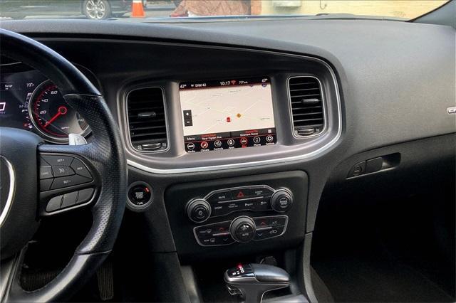 2021 dodge charger sxt