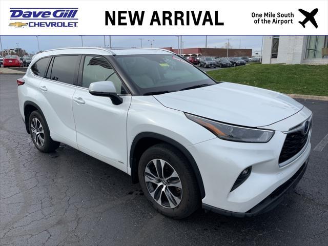 2022 toyota highlander hybrid xle
