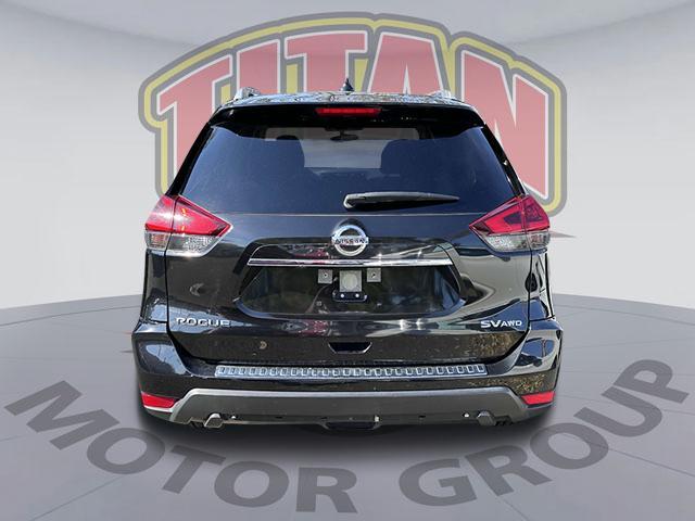2018 nissan rogue sv
