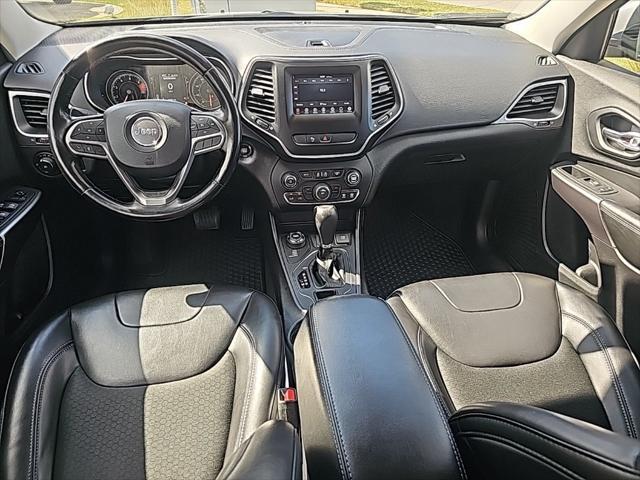 2020 jeep cherokee latitude plus 4x4