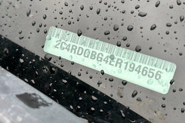 2014 dodge grand caravan avp/se