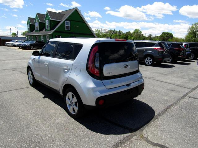 2019 kia soul base