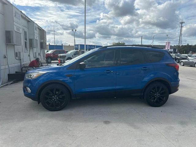 2019 ford escape se