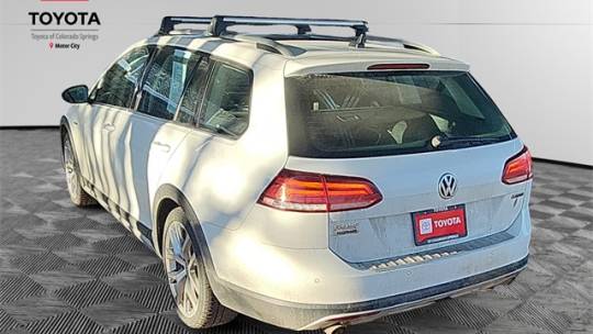 2019 Volkswagen Golf
