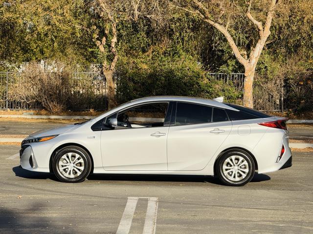 2017 toyota prius prime premium