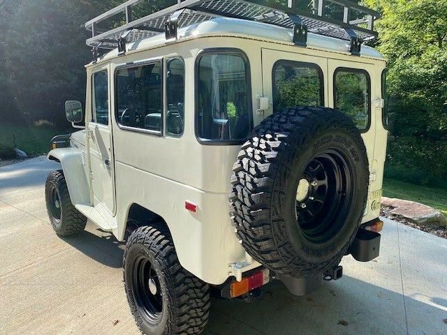 toyota fj 40 survivor white ambulance doors 70,688 miles big man emu us vehicle