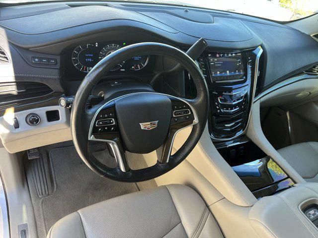 2019 cadillac escalade luxury