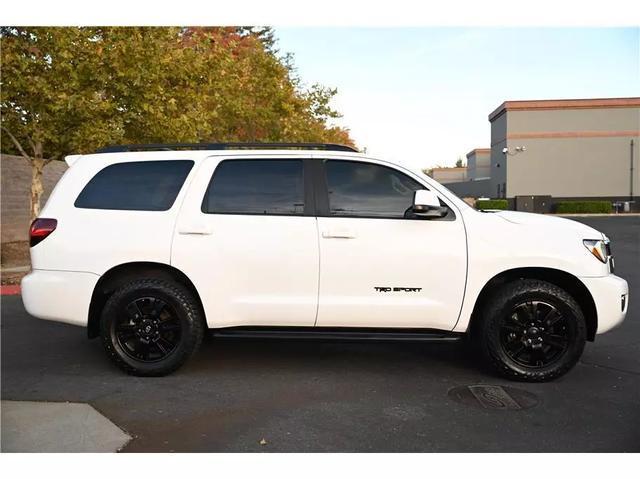 2019 toyota sequoia trd sport
